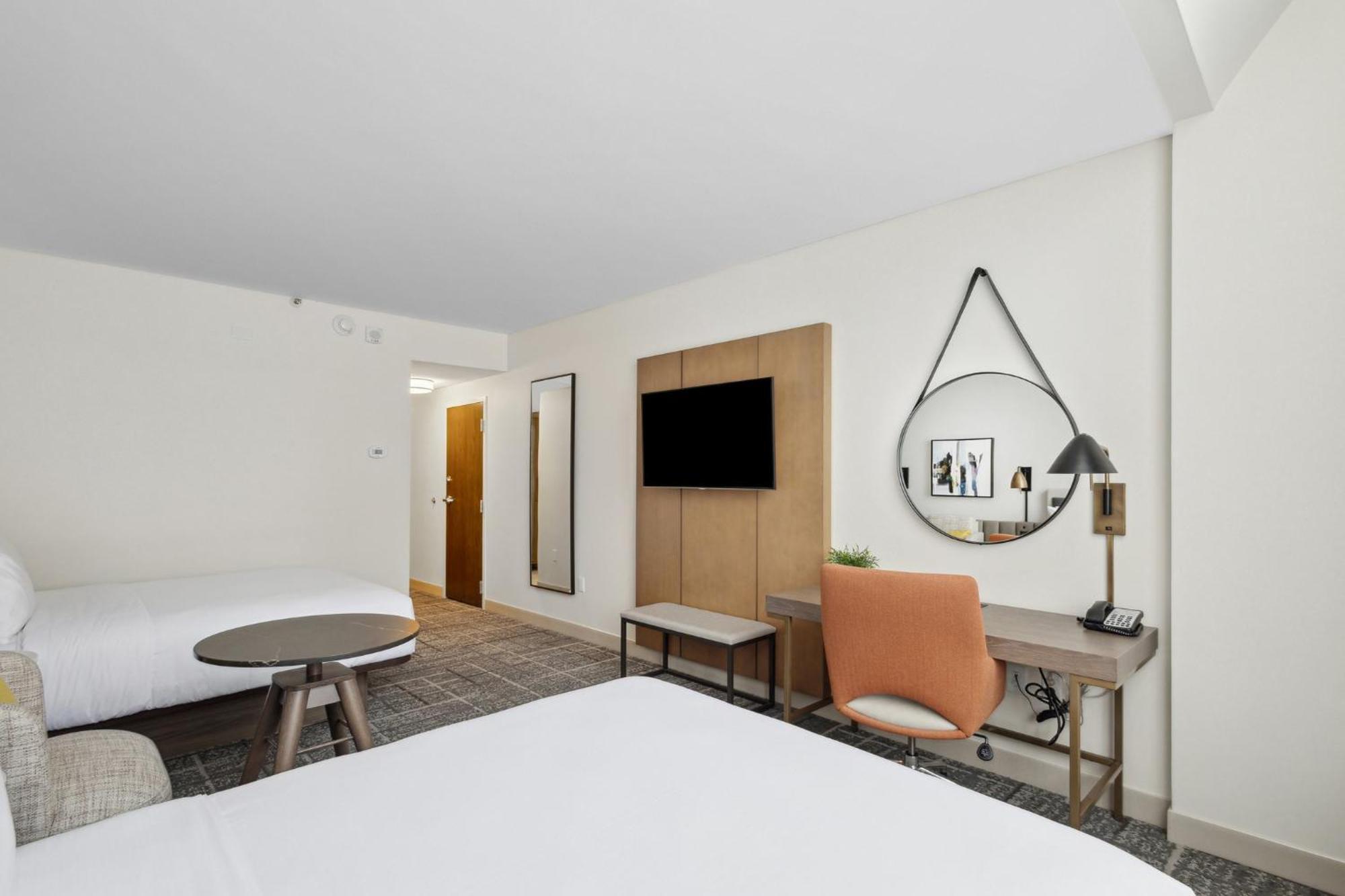 Hotel Crowne Plaza Lansing By Ihg Exteriér fotografie