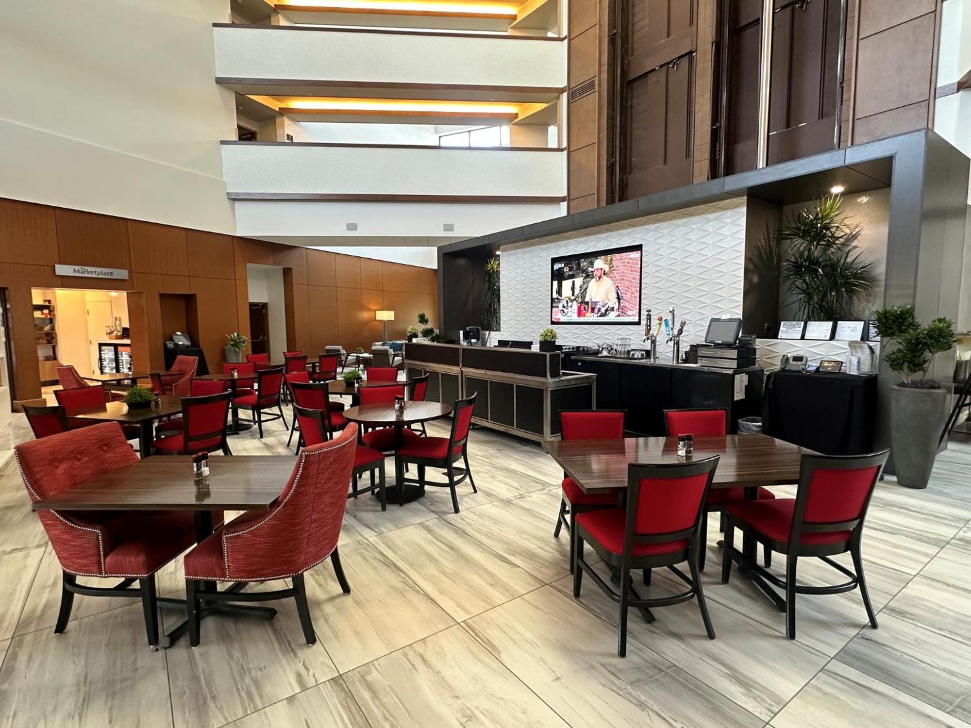 Hotel Crowne Plaza Lansing By Ihg Exteriér fotografie